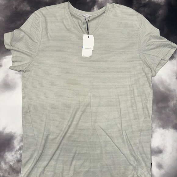 NWT Calvin Klein Mens Storm Gray Signature Striped Slim Fit  T-Shirt Size XL - Picture 1 of 8